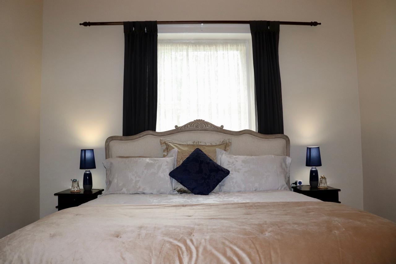Blue Bell Inn Sorell Buitenkant foto