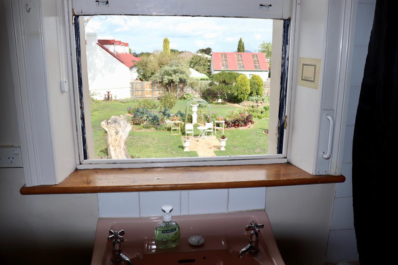 Blue Bell Inn Sorell Buitenkant foto