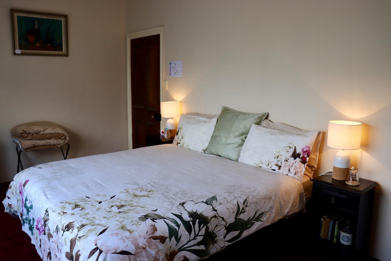 Blue Bell Inn Sorell Buitenkant foto