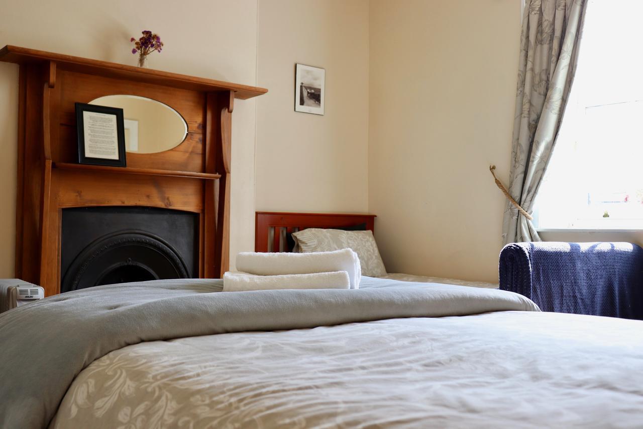 Blue Bell Inn Sorell Buitenkant foto